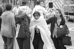 Пострадавшие в результате взрывов в Лондоне (фото ИТАР-ТАСС)