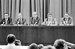 Пресс-конференция членов Государствееного комитета по чрезвычайному положению в СССР, 1991 год (фото ИТАР-ТАСС)